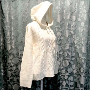 Jones & co. Hooded sweater
